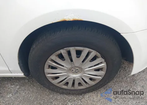 2012 Volkswagen Golf 2.5L 4-Door from USA, damaged, VIN WVWDB7AJ1CW199637